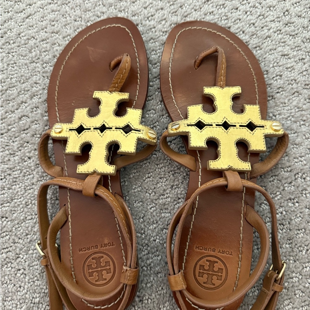 Tory Burch Tan Sandals with Gold Emblem